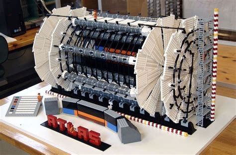 Roumen V Rouming Z Bavn A Zaj Mav Obr Zky Lego Model Of The Large