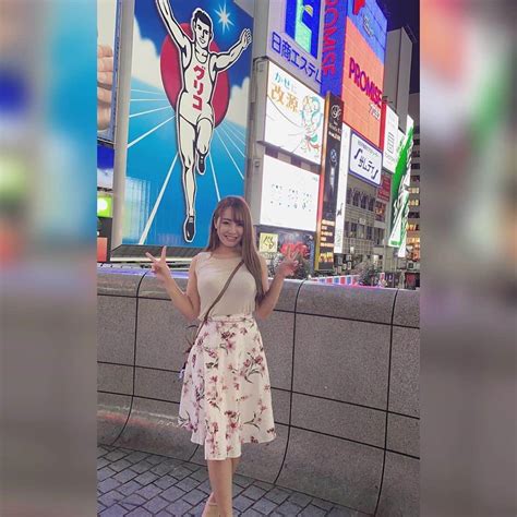 愛場れいらさんのインスタグラム写真 愛場れいらinstagram 「夏に友達とグリコ〜たこ焼き 何でやねんの観光を初めてしました。 Always パイスラ。 今週末は