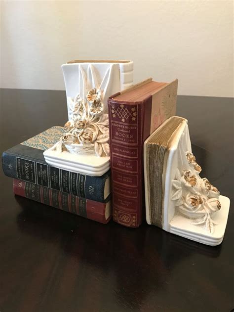 Vintage White And Gold Floral Bookends By Universal Statuary Etsy White Vintage Statuary