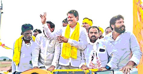 వైపాలెంలో వైసీపీకి భారీ షాక్‌ Big Shock For Ycp In Y Palam