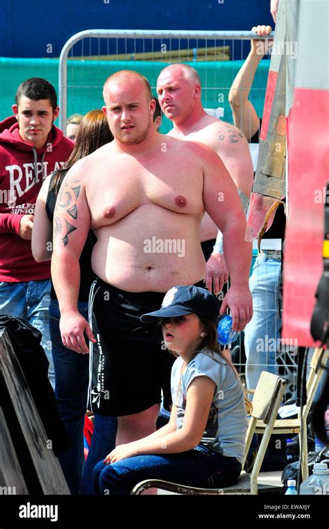 Competitor In The Ireland S Strongest Man Contest In Londonderry Derry