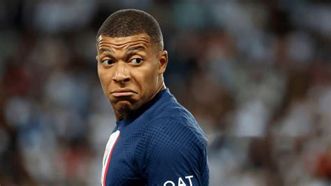 Presidente do PSG dá ultimato a Mbappé Se não renovar a porta estará