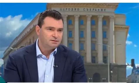 Калоян Паргов: Не е работа на Васил Терзиев да влияе за формиране на ...