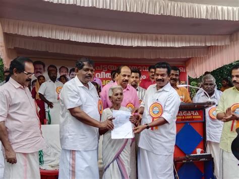 Kerala Ldf Government Aspires Of ‘no Landless Tribals Efforts