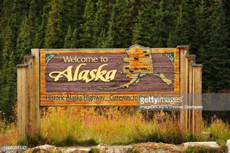 Yukon Alaska Border Photos and Premium High Res Pictures - Getty Images