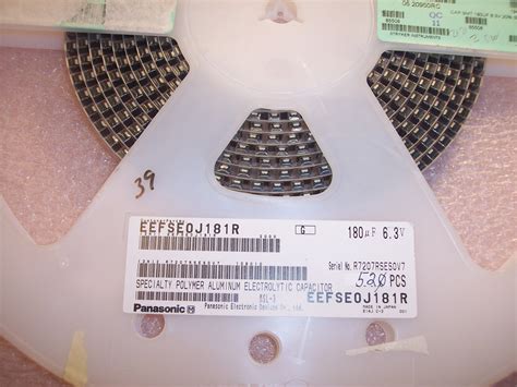 qty  uf  smd  case aluminum organic polymer eefsejr