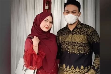 Intip Profil Lengkap MUA Cantik Asal Banten Elisa Siti Mulyani Yang