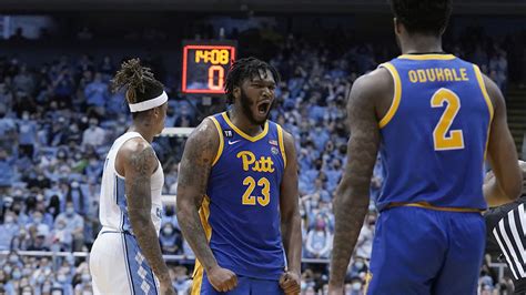 Pitt Builds Huge Lead Holds On To Stun Unc 76 67 Abc11 Raleigh Durham