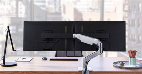 Adjustable Dual Monitor Arm | M8.1 | Humanscale