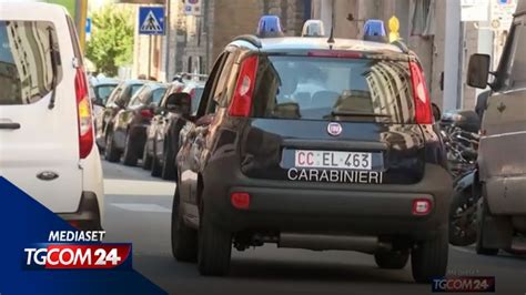 Pontedera Ragazzina Picchiata Dalle Coetanee E Salvata Da Un Giovane