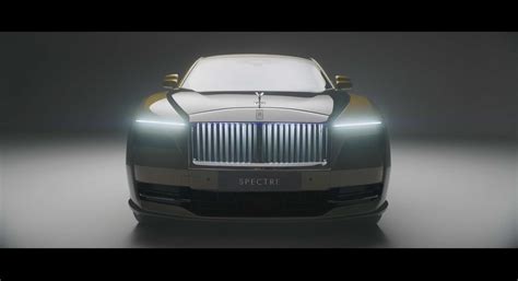 SPECTRE UNVEILED - THE FIRST FULLY-ELECTRIC ROLLS-ROYCE - B-ROLL