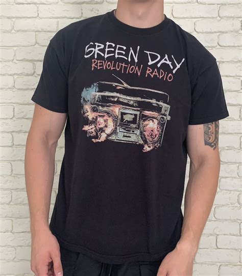 Vintage Vintage Green Day Revolution Radio T Shirt Grailed