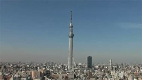 Tokyo Inaugurata La Torre Più Alta Del Mondo Corriere Tv