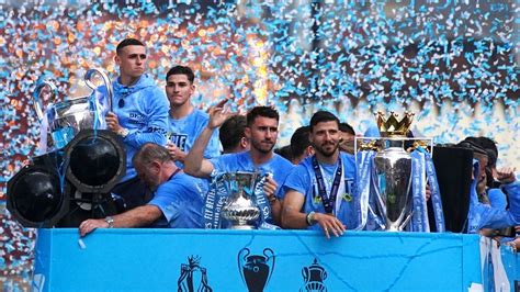 Manchester City: Thousands of fans watch team celebrate Treble with bus ...