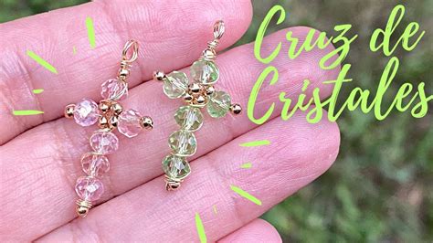 Descubre cómo hacer una hermosa cruz decorativa con piedras de cristal