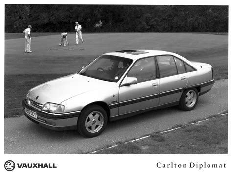 Vauxhall V87 Carlton Mk3