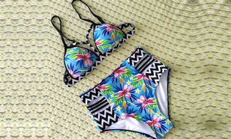 Bis Zu Rabatt Bikini Mit Blumenmuster Groupon