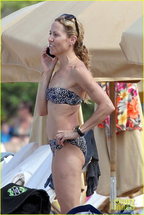 Sheryl Crow Bares Her Bikini Bod In Maui Photo 2632357 Bikini