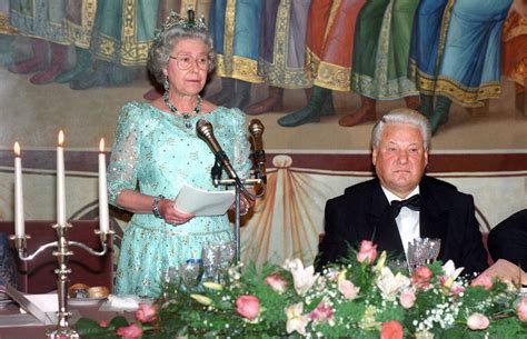 In Photos: Queen Elizabeth II and Russian Leaders Over the Decades ...