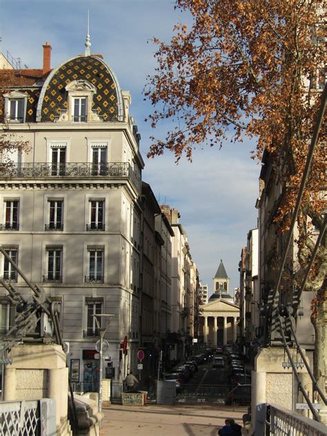 Rue Bugeaud Et L Glise Saint Pothin De Lyon Etienne