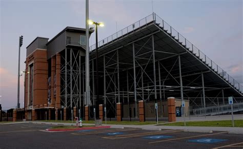 Tom Landry Stadium Settlement Saves Mission Cisd In Budget Cuts