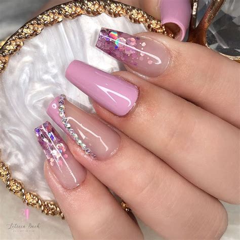 Unhas Encapsulada lilás Unhas Unhas encapsuladas Tatuagens