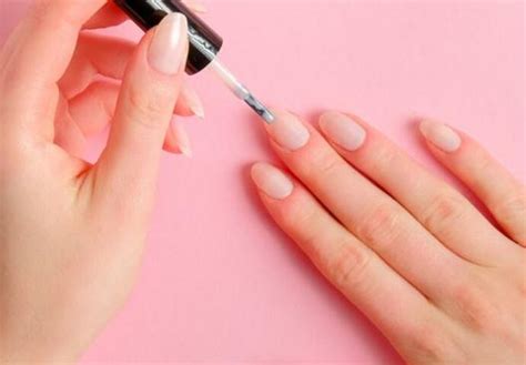 7 étapes pour poser son vernis à ongles comme une pro