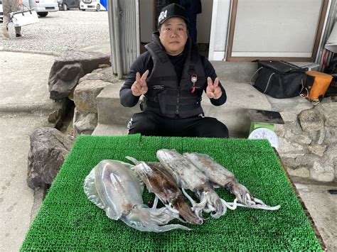 ヤエン釣りでアオリイカ12㎏まで4杯・ゲット！ 一栄丸渡船｜三重県紀北町