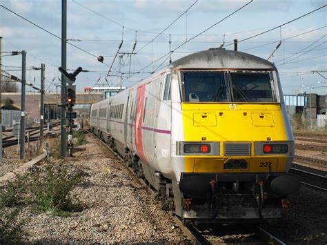 Virgin Trains East Coast Class 91 91118 And Dvt 82227 Depa Flickr