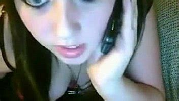 Cute Cam Slut Rubs Her Pussy XNXX