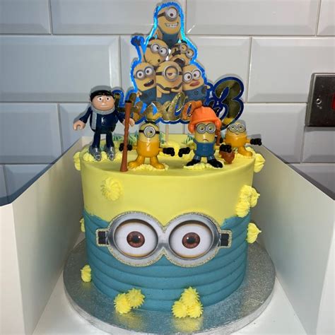 Minion Cake Topper - Etsy