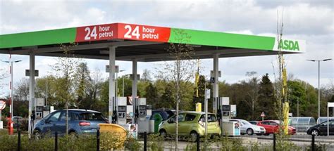 ASDA petrol station, Portadown (May... © Albert Bridge cc-by-sa/2.0 ...