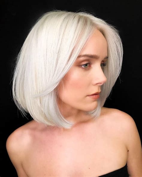 24 Best Short Blunt Bob Haircuts Ideas For Women Of All Ages