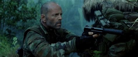 Bruce Willis In Tears Of The Sun 2003 The Voice Pinterest