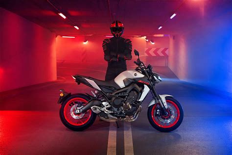 Mt Yamaha Naked Motorcycle Review Specs Price