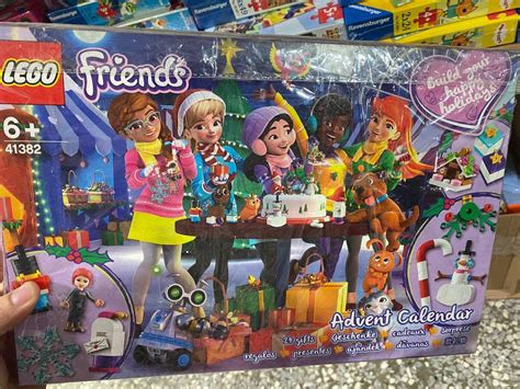 Lego 樂高 41382 Friends系列 Advent Calendar 聖誕節月曆 家具及居家用品 戶外家具在旋轉拍賣