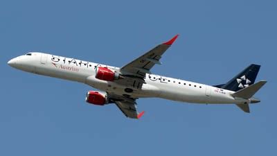 OE LWH Embraer 190 200LR Austrian Airlines Marian Chovancak