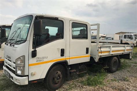 Isuzu Double Cab Truck 6 Seater Dropside Truck Trucks For Sale In