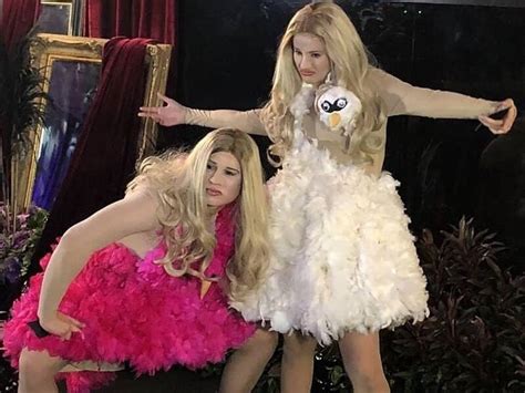 One Of The Legit White Chicks Shows Love For Lizquens Halloween