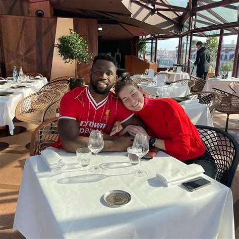 The Age Difference Between Siya Kolisi And His Wife Rachel Shocks