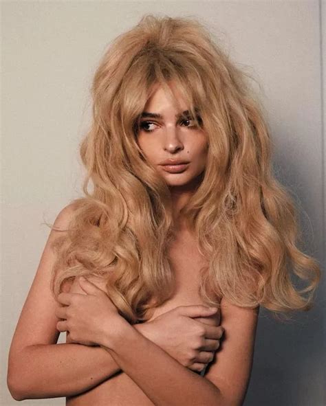 Emily Ratajkowski Strips Naked And Covers Boobs With Hands In Blonde