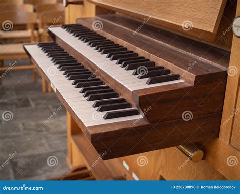 Organ keyboard stock photo. Image of keys, cathedral - 228708890