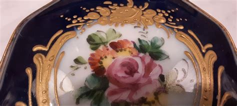 Proantic Limoges Porcelain Pill Box