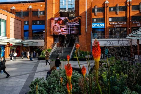 Ealing Broadway Shopping In Ealing London Shops Restaurants And Gym