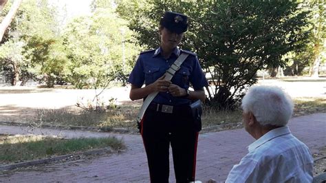 Da Napoli A Roma Per Truffare Gli Anziani Arrestato Enne In Taxi A