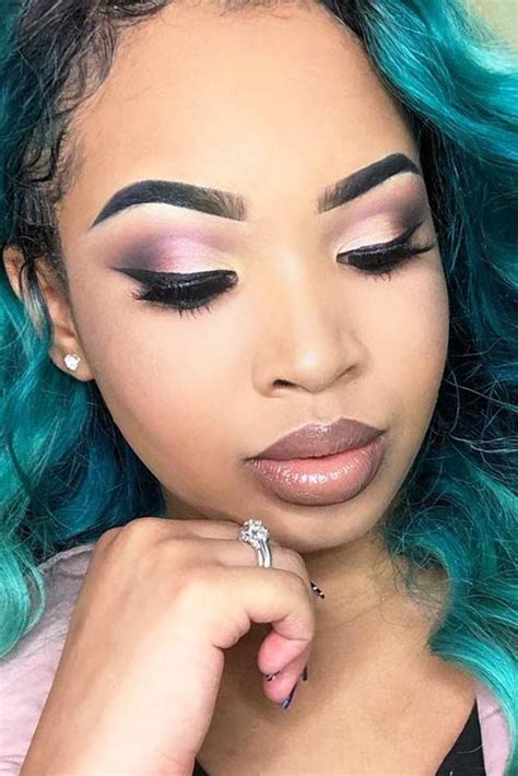 Nude Lipstick How To Choose The Right One For Your Skin Tone Lip Colors Maybelline Lipstick