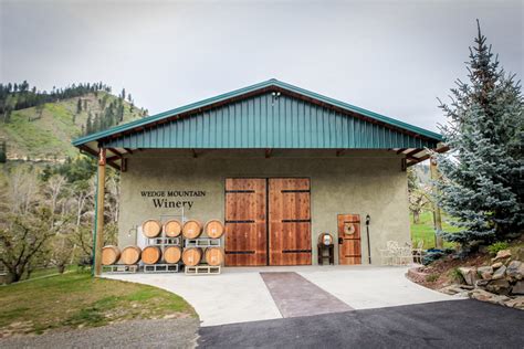 A Central Washington Winery Tour With Blue Sky Outfitters The