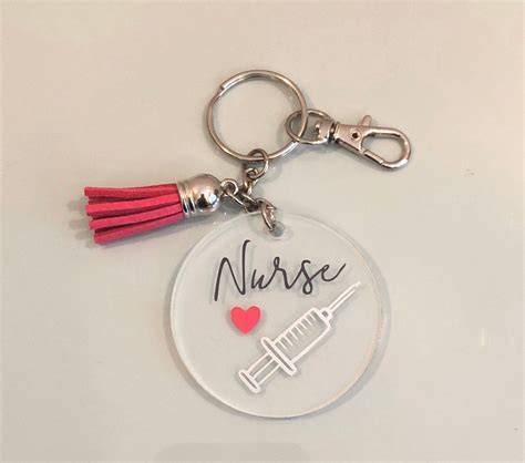 Nurse Keychain With Syringe And Heart Image Nurse Etsy Diy Resin