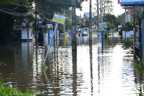 Ascienden A 151 Los Muertos Por Las Inundaciones En El Sur De Brasil