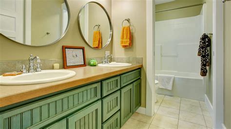 Best Reasons Why Bathroom Cabinets Are Important To Have